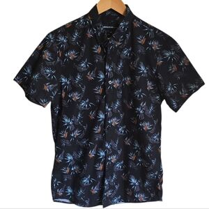 Molokai Surf Co. Tropical Floral Button-Up Men’s Size Medium
